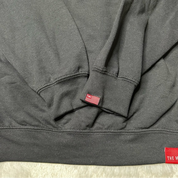 NWT The Marathon Clothing TMC Flag Crewneck Sweatshirt Black Men’s S - Picture 7 of 9